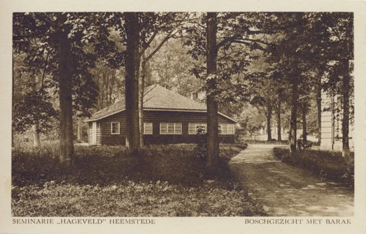 Ansichtkaart van de Directiekeet van het Bisschoppelijk Seminarie Hageveld uit 1925.